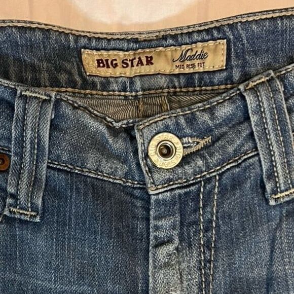Big Star Maddie Mid Rise Jeans Embroidered Flap Pocket | BootCut | Women Sz. 30 - Picture 2 of 10